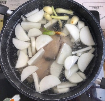 วิธีทำ ไก่ต้มน้ำปลาพร้อมน้ำจิ้มรสเด็ด