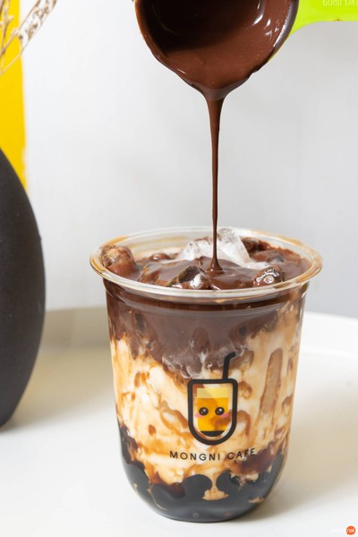 Mongni Cafe (หม่องนี่) หน้าเมือง ขอนแก่น Mongni Cafe (หม่องนี่) หน้าเมือง ขอนแก่น