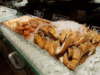 อาหาร หรือ เครื่องดื่ม