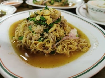 ส้มตำร้านแรก พาราไดซ์ ส้มตำร้านแรก พาราไดซ์
