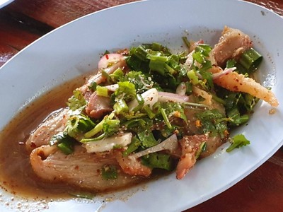 น้ำตกหมู