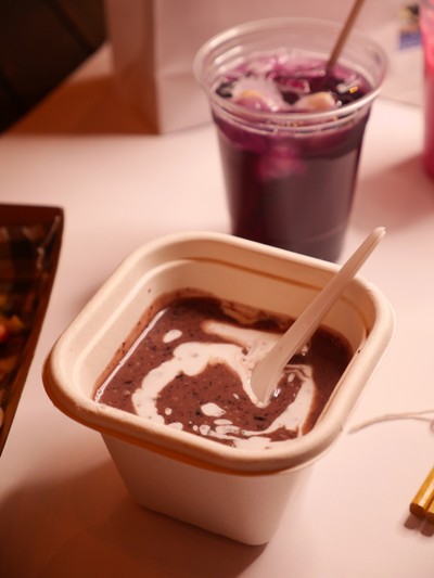 Black Rice Pudding with Coconut Milk ($8AUD 165฿)