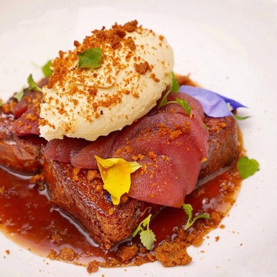 Everything’s Gone Pear Shaped ($18.5AUD ~390฿)