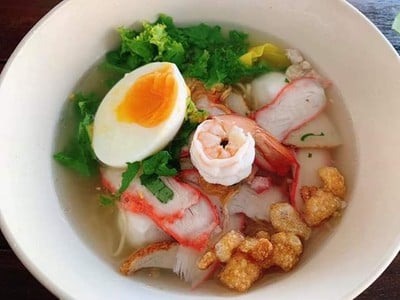 หมี่แป๊ะเถว (Mi Pae Theo Restaurant) หมี่แป๊ะเถว (Mi Pae Theo Restaurant)