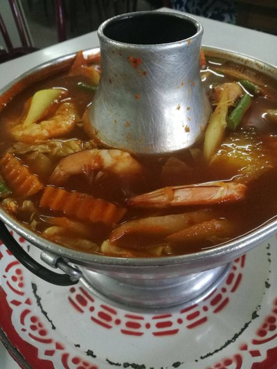 แกงส้มผักรวมกุ้ง