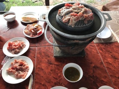 อาหาร หรือ เครื่องดื่ม
