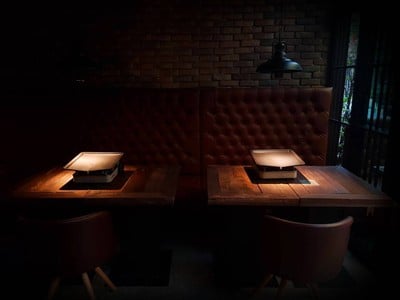 บรรยากาศ BRO's grill and beer สุขุมวิท 50