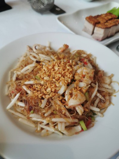 อาหาร หรือ เครื่องดื่ม