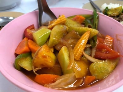 ผัดเปรี้ยวหวาน