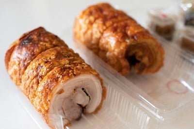 ⭐️อ้วนนะหมูกรอบชาชู ข้าวมันไก่