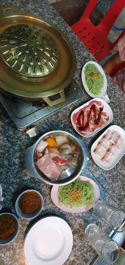 ชุดหมูกระทะ