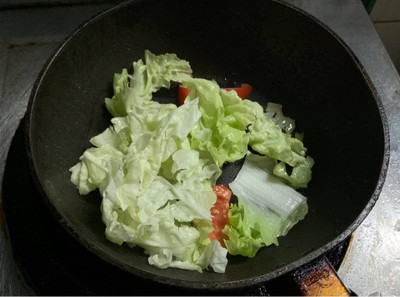 วิธีทำ หมี่หยกผัดปลาทอด วิธีทำ หมี่หยกผัดปลาทอด