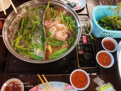 อาหาร หรือ เครื่องดื่ม