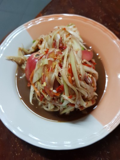 อาหาร หรือ เครื่องดื่ม