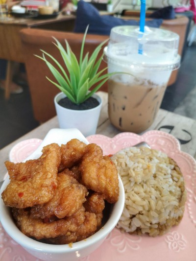 ปลาราดพริก อร่อย^^