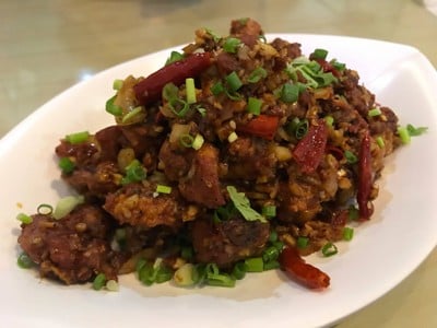 ไก่ผัดพริกแห้ง