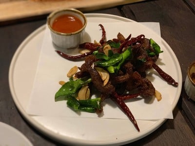 แนบเนื้อ Meat&Co. เมืองเอก