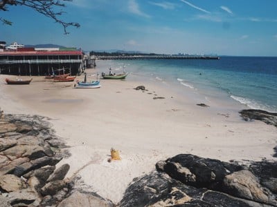 ที่พัก ใกล้ชายหาดหัวหิน
เดินไปประมาณ 800 เมตร