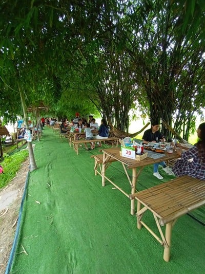 บรรยากาศ ปิ่นฟ้าฟาร์ม