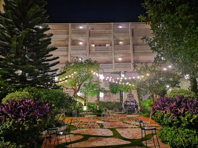 บริเวณโดยรอบ