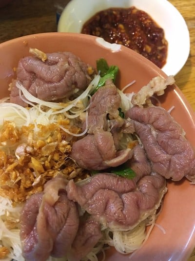 ก๋วยเตี๋ยวเนื้อ นายใช้ (บ้านแพน)