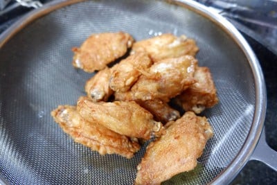 วิธีทำ ปีกไก่ทอดน้ำปลา