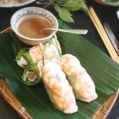 ปอเปี๊ยะสดกุ้ง