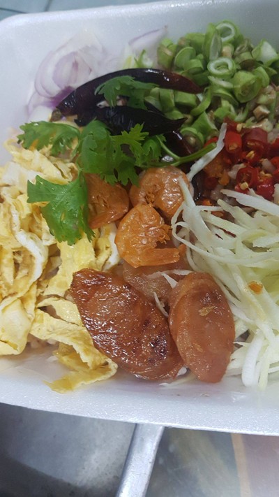 อาหาร หรือ เครื่องดื่ม
