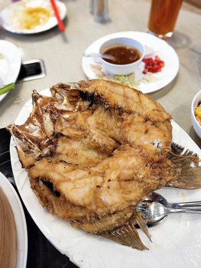 ปลากะพงทอดน้ำปลา