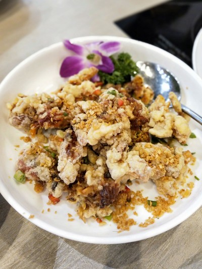 ปูนิ่มทอดคั่วพริกเกลือ