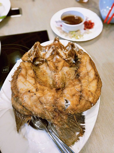 ปลากะพงทอดน้ำปลา