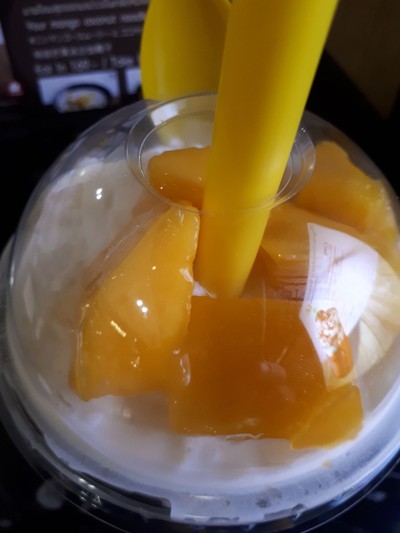 F10 mango and coconut mania with mango jelly L