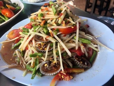 ส้มตำป้าป่อง เจ็ดยอด