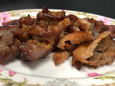 คอหมูย่าง