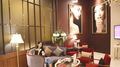 หน้าร้าน The Scarlett Clinic สยามพารากอน
