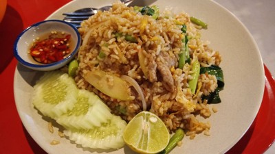 ข้าวผัดรถไฟ