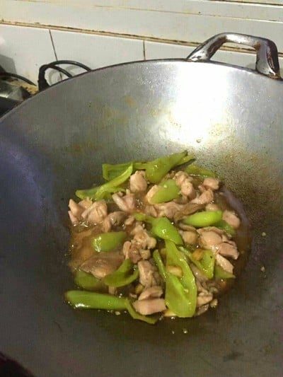 วิธีทำ ไก่ผัดพริกหยวก วิธีทำ ไก่ผัดพริกหยวก