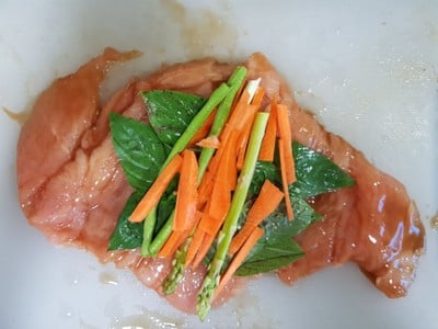 วิธีทำ อกไก่นึ่ง วิธีทำ อกไก่นึ่ง