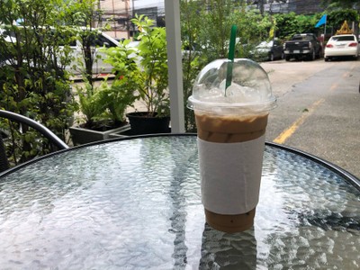 ลาเต้เย็น