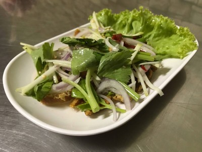 ยำปลาสลิด