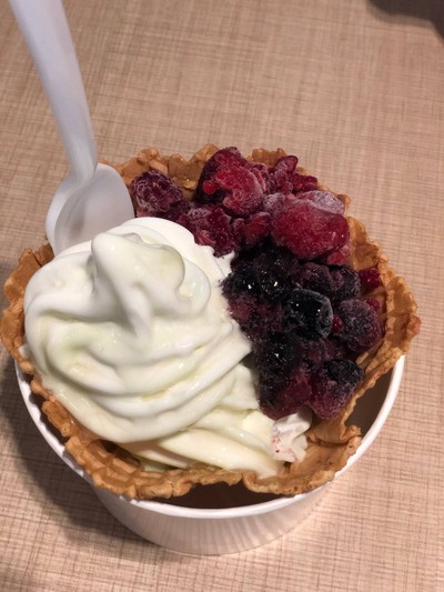 MIXED BERRIES YOGURT