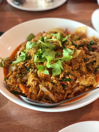 เนื้อปูผัดผงกะหรี่