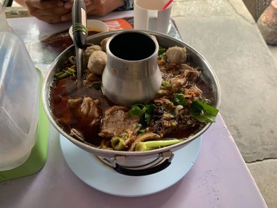 หม้อไฟเนื้อเย็นตาโฟ