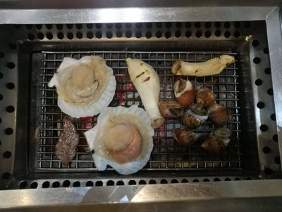 อาหาร หรือ เครื่องดื่ม