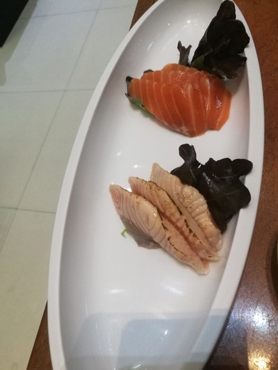 ซาซิมิแซลมอน