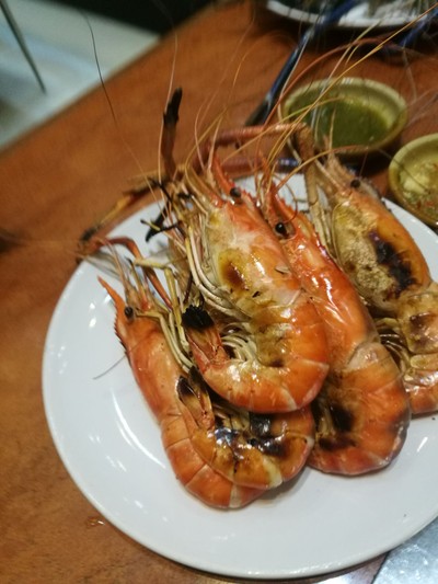 กุ้งใหญ่ย่าง