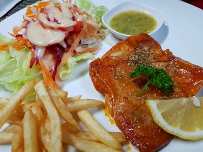 ยำปูอัด