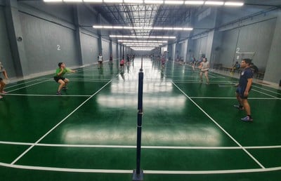 ไปตีแบดกัน