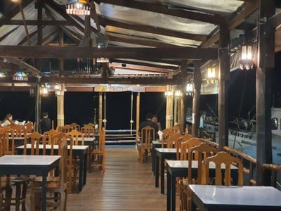 Sea View Lanta Restaurant And Bar