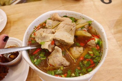 ต้มแซบกระดูกหมูอ่อน